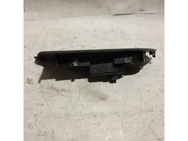 bontott ALFA ROMEO GIULIETTA Jobb első Ablakemelő Kapcsoló