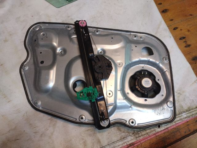 bontott ALFA ROMEO GIULIETTA Jobb első Ablakemelő Szerkezet (Elektromos)