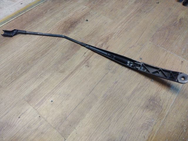 bontott ALFA ROMEO GIULIETTA Jobb első Ablaktörlő Kar