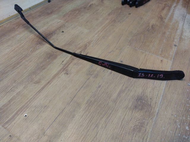 bontott ALFA ROMEO GIULIETTA Jobb első Ablaktörlő Kar