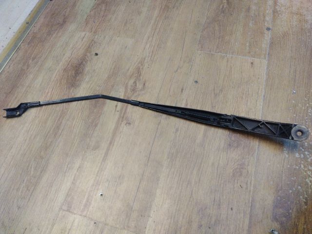 bontott ALFA ROMEO GIULIETTA Jobb első Ablaktörlő Kar