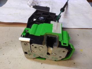 bontott ALFA ROMEO GIULIETTA Jobb első Ajtózár