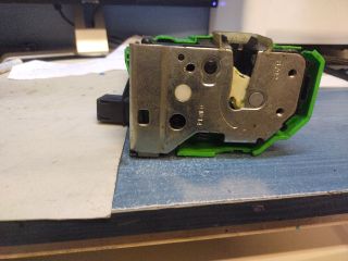 bontott ALFA ROMEO GIULIETTA Jobb első Ajtózár