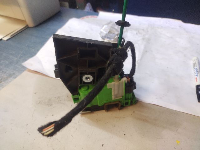 bontott ALFA ROMEO GIULIETTA Jobb első Ajtózár