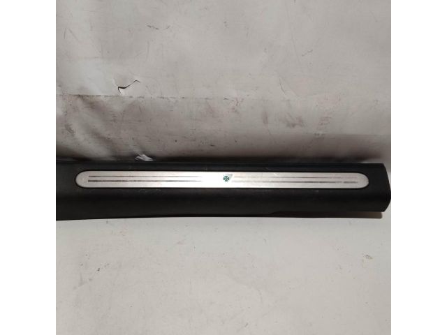 bontott ALFA ROMEO GIULIETTA Jobb első Belső Küszöb Burkolat