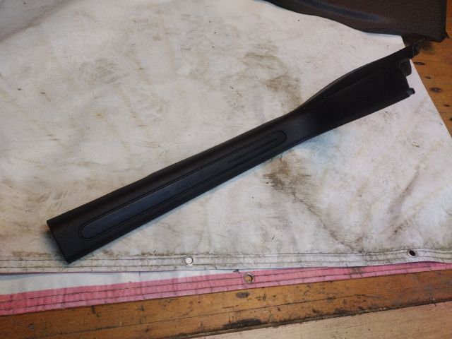 bontott ALFA ROMEO GIULIETTA Jobb első Belső Küszöb Burkolat