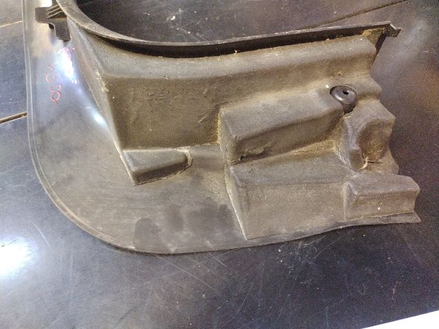 bontott ALFA ROMEO GIULIETTA Jobb első Belső Küszöb Burkolat