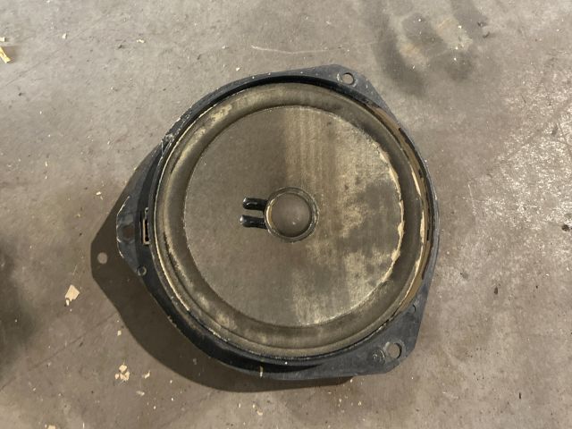 bontott ALFA ROMEO GIULIETTA Jobb első Hangszóró