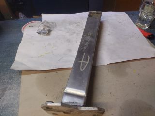 bontott ALFA ROMEO GIULIETTA Jobb első Hossznyúlvány