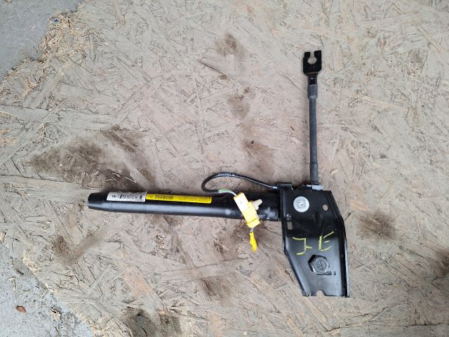 bontott ALFA ROMEO GIULIETTA Jobb első Övfeszítő