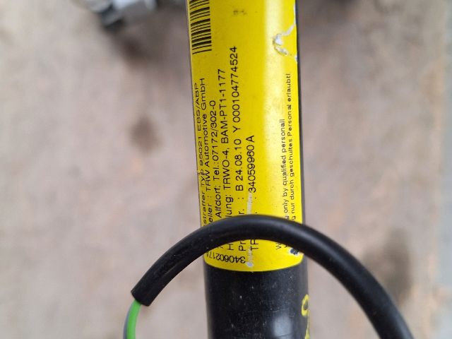 bontott ALFA ROMEO GIULIETTA Jobb első Övfeszítő