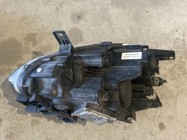 bontott ALFA ROMEO GIULIETTA Jobb Fényszóró