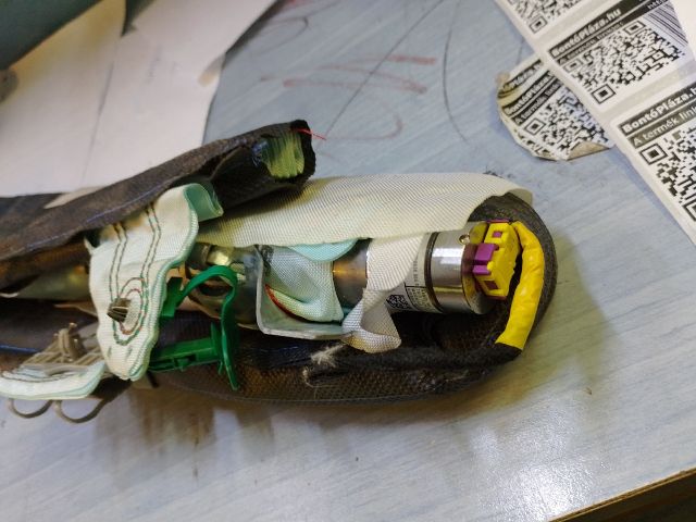 bontott ALFA ROMEO GIULIETTA Jobb Függönylégzsák és Oldallégzsák