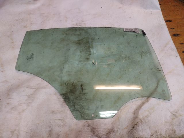 bontott ALFA ROMEO GIULIETTA Jobb hátsó Ablak