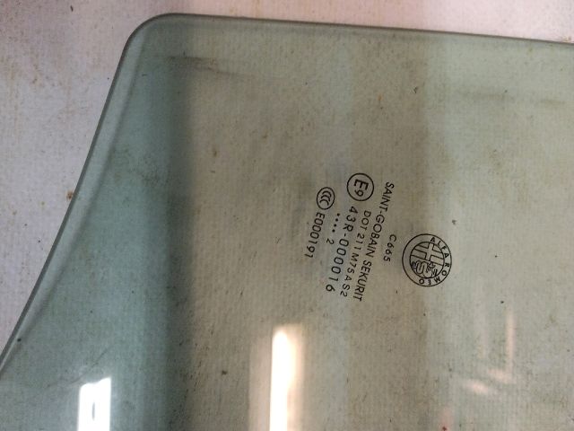 bontott ALFA ROMEO GIULIETTA Jobb hátsó Ablak