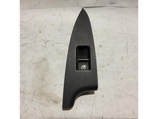 bontott ALFA ROMEO GIULIETTA Jobb hátsó Ablakemelő Kapcsoló