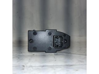 bontott ALFA ROMEO GIULIETTA Jobb hátsó Ablakemelő Kapcsoló