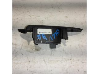 bontott ALFA ROMEO GIULIETTA Jobb hátsó Ablakemelő Kapcsoló