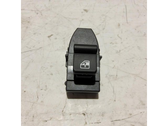 bontott ALFA ROMEO GIULIETTA Jobb hátsó Ablakemelő Kapcsoló