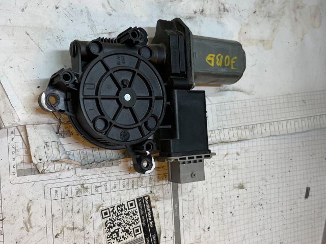 bontott ALFA ROMEO GIULIETTA Jobb hátsó Ablakemelő Motor