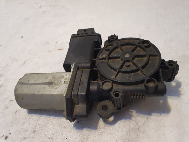 bontott ALFA ROMEO GIULIETTA Jobb hátsó Ablakemelő Motor