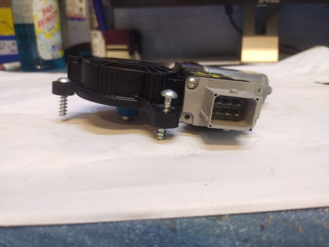 bontott ALFA ROMEO GIULIETTA Jobb hátsó Ablakemelő Motor