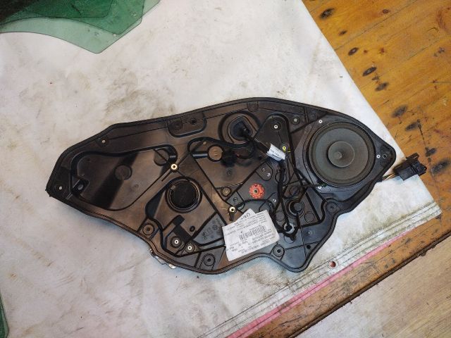 bontott ALFA ROMEO GIULIETTA Jobb hátsó Ablakemelő Szerkezet (Elektromos)