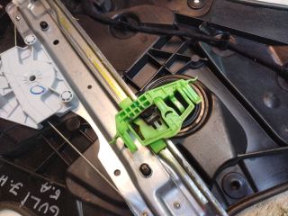 bontott ALFA ROMEO GIULIETTA Jobb hátsó Ablakemelő Szerkezet (Elektromos)