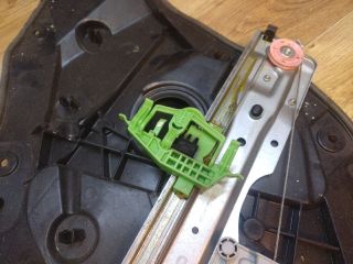 bontott ALFA ROMEO GIULIETTA Jobb hátsó Ablakemelő Szerkezet (Elektromos)