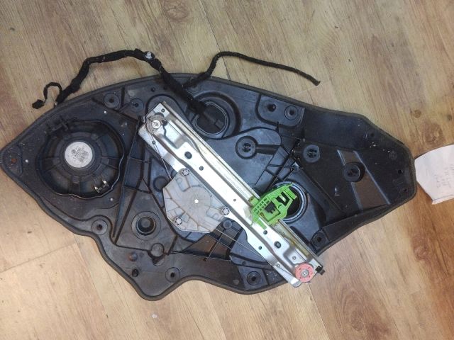 bontott ALFA ROMEO GIULIETTA Jobb hátsó Ablakemelő Szerkezet (Elektromos)