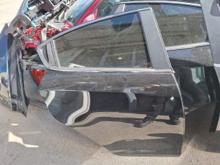 bontott ALFA ROMEO GIULIETTA Jobb hátsó Ajtó (Részeivel)