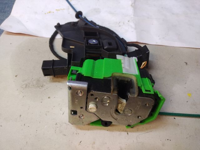 bontott ALFA ROMEO GIULIETTA Jobb hátsó Ajtózár