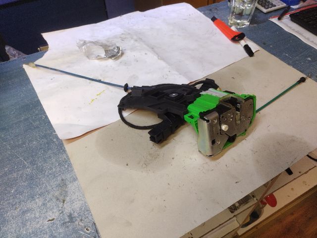 bontott ALFA ROMEO GIULIETTA Jobb hátsó Ajtózár