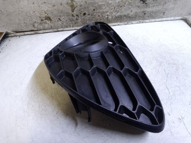 bontott ALFA ROMEO GIULIETTA Jobb Ködfényszóró Lámpakeret