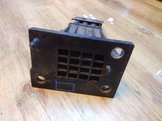 bontott ALFA ROMEO GIULIETTA Jobb Lökhárító Tartó Nyúlványvég