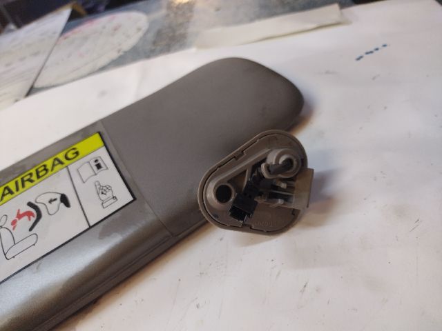 bontott ALFA ROMEO GIULIETTA Jobb Napellenző