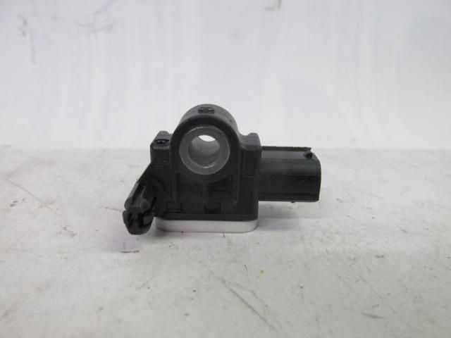 bontott ALFA ROMEO GIULIETTA Központi Ütközés Érzékelő