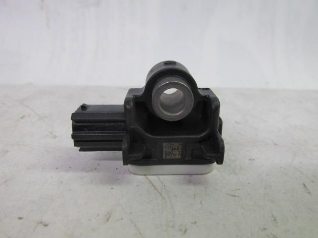 bontott ALFA ROMEO GIULIETTA Központi Ütközés Érzékelő