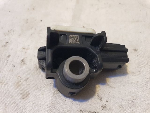 bontott ALFA ROMEO GIULIETTA Központi Ütközés Érzékelő