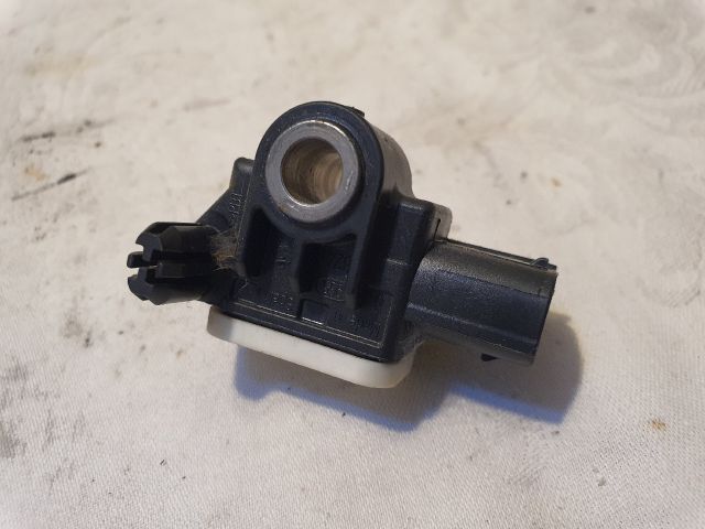 bontott ALFA ROMEO GIULIETTA Központi Ütközés Érzékelő