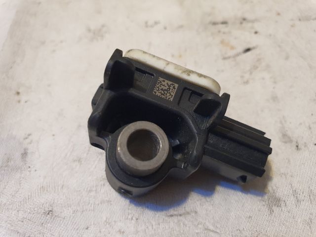 bontott ALFA ROMEO GIULIETTA Központi Ütközés Érzékelő