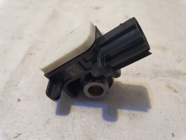 bontott ALFA ROMEO GIULIETTA Központi Ütközés Érzékelő