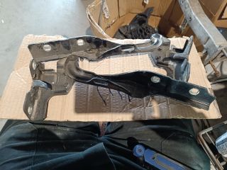 bontott ALFA ROMEO GIULIETTA Motorháztető Zsanér Pár