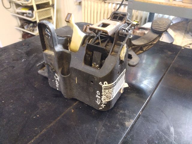 bontott ALFA ROMEO GIULIETTA Pedálsor (Gáz, Fék, Kuplung)