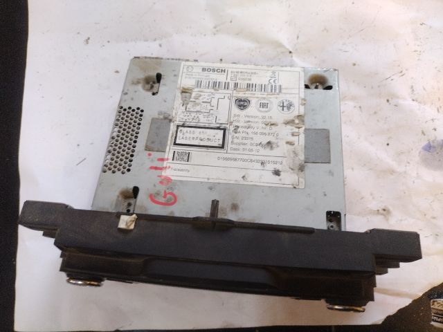 bontott ALFA ROMEO GIULIETTA Rádió / CD