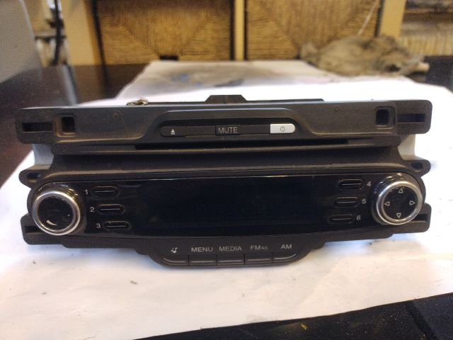 bontott ALFA ROMEO GIULIETTA Rádió / CD