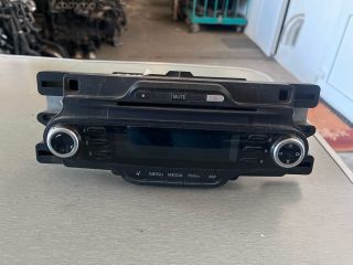 bontott ALFA ROMEO GIULIETTA Rádió / CD