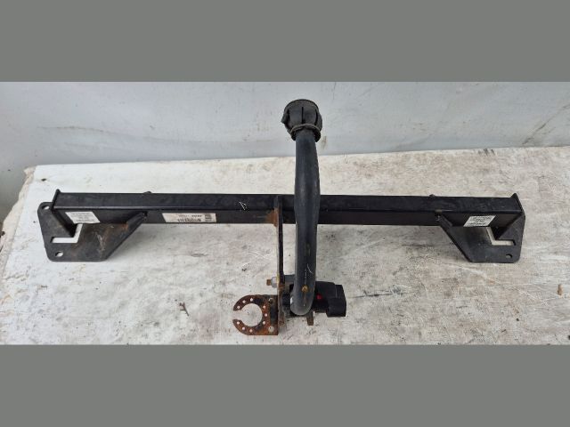 bontott ALFA ROMEO GIULIETTA Vonóhorog