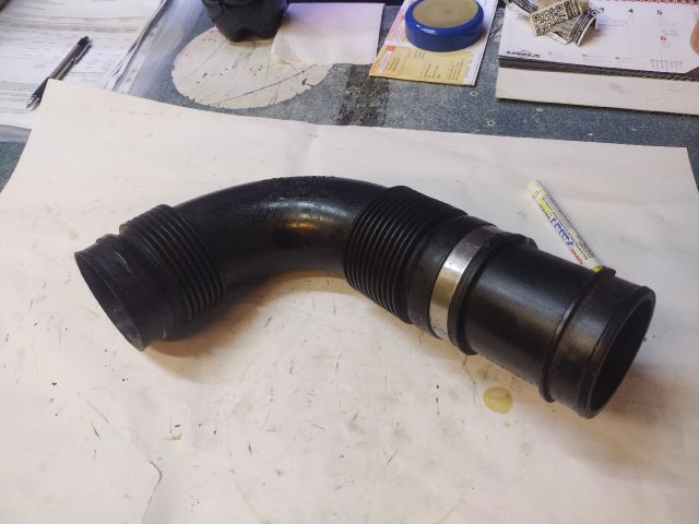 bontott ALFA ROMEO GT Légbeömlő Cső