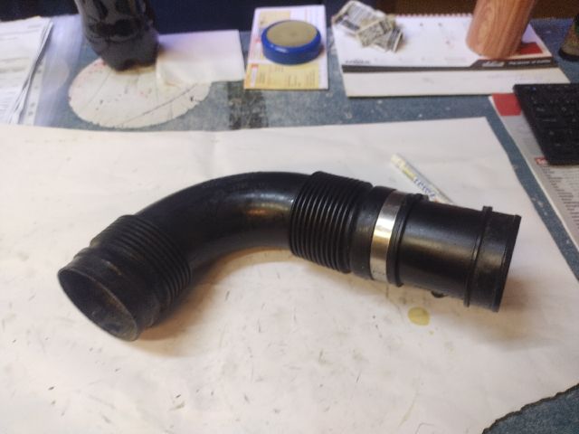 bontott ALFA ROMEO GT Légbeömlő Cső